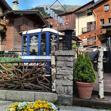 Appartamento Refuge D'entreves - Con Balcone, Giardinetto E Vista Monte Bianco - Horizon Vacanze *