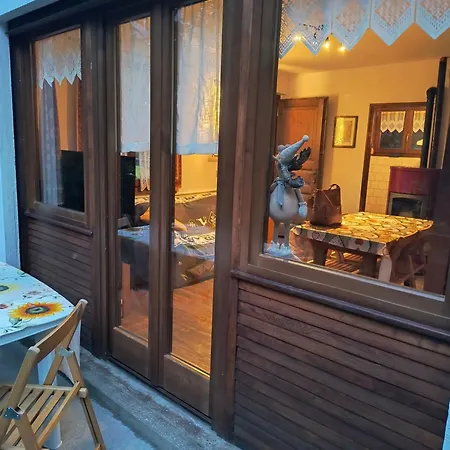 Refuge D'entreves - Con Balcone, Giardinetto E Vista Monte Bianco - Horizon Vacanze Apartment Courmayeur