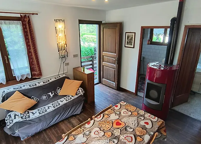 Refuge D'entreves - Con Balcone, Giardinetto E Vista Monte Bianco - Horizon Vacanze Lejlighed